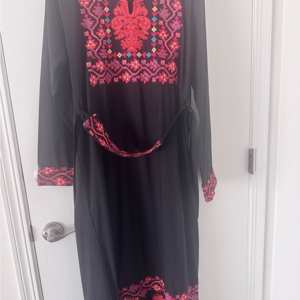 Elegant Black and Pink Embroidered Dress